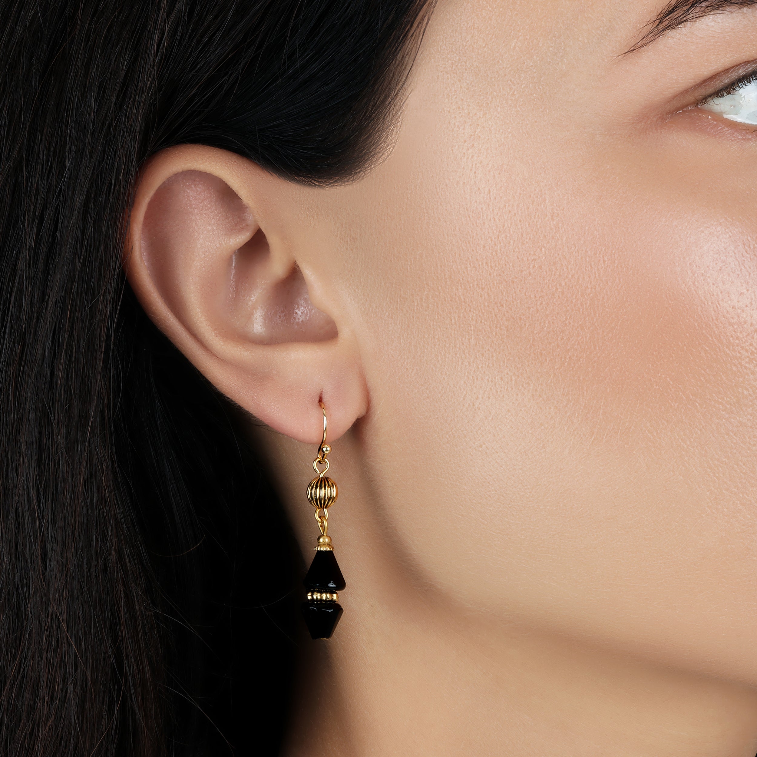 1928 Jewelry Glass Teardrop Crystal Beaded Dangling Earrings